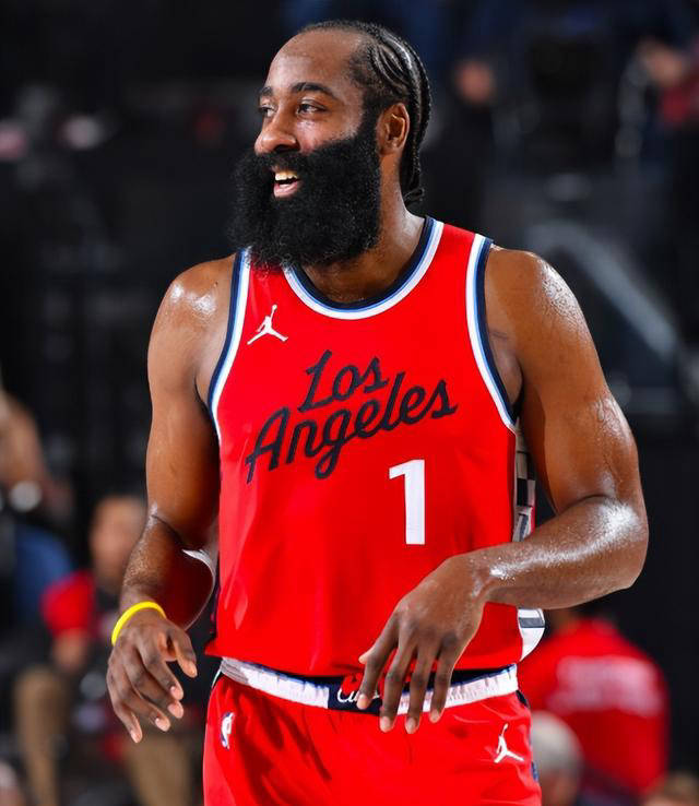 曼联强势横扫哈登晋级半决赛，状态火热！！